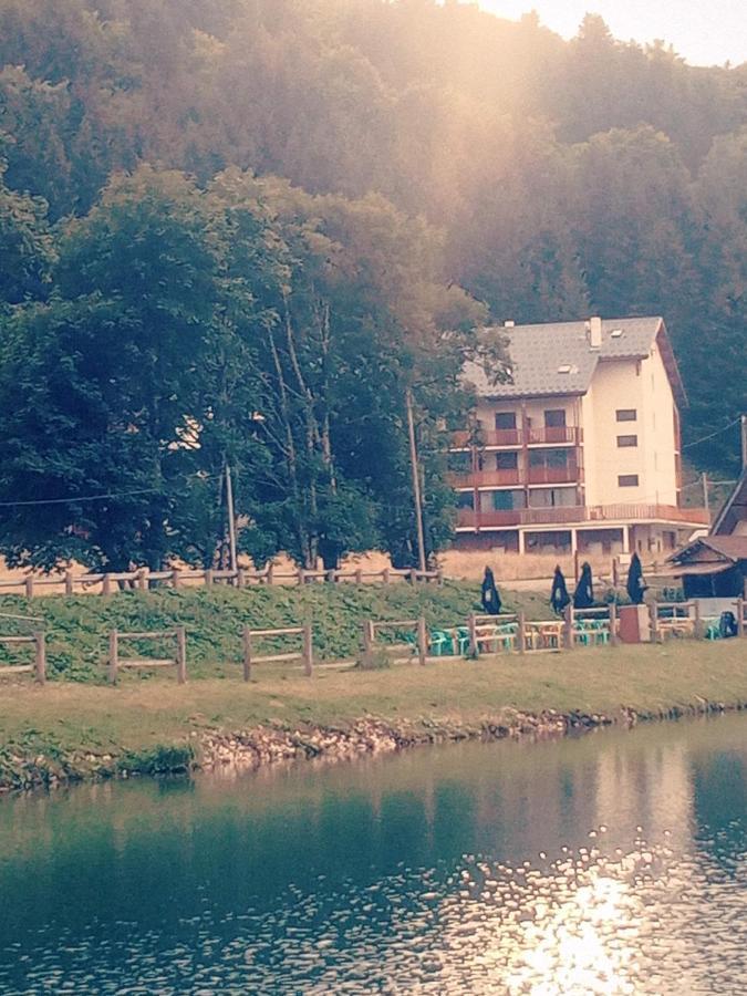 Studio Au Calme Face Aux Montagnes Dans Station De Ski La Morte المظهر الخارجي الصورة